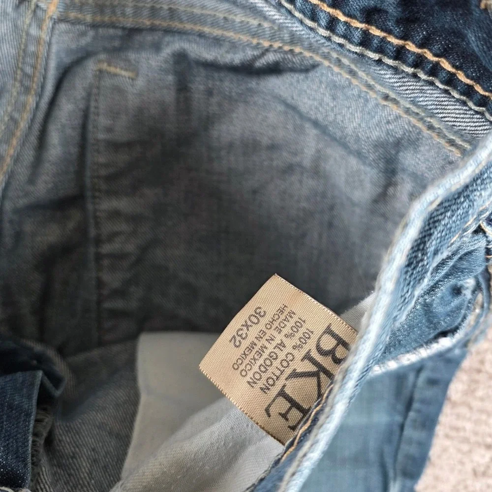 BKE Fulton Mens Bootcut Jeans Blue Denim Size 30x32 Distressed Pocket Details - Picture 5 of 10